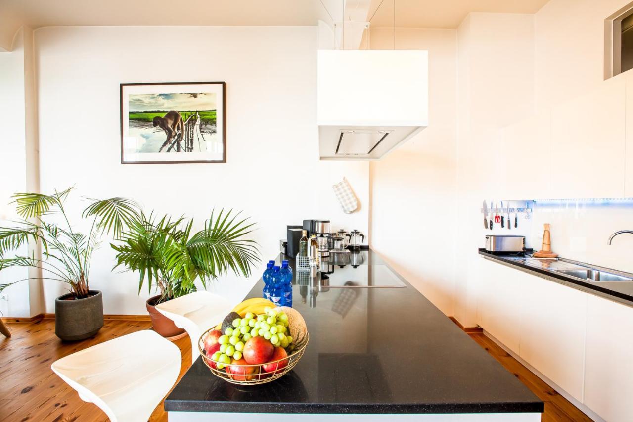 Family-friendly Waterfront Loft, 3 Bedrooms, 130 M2 Berlino